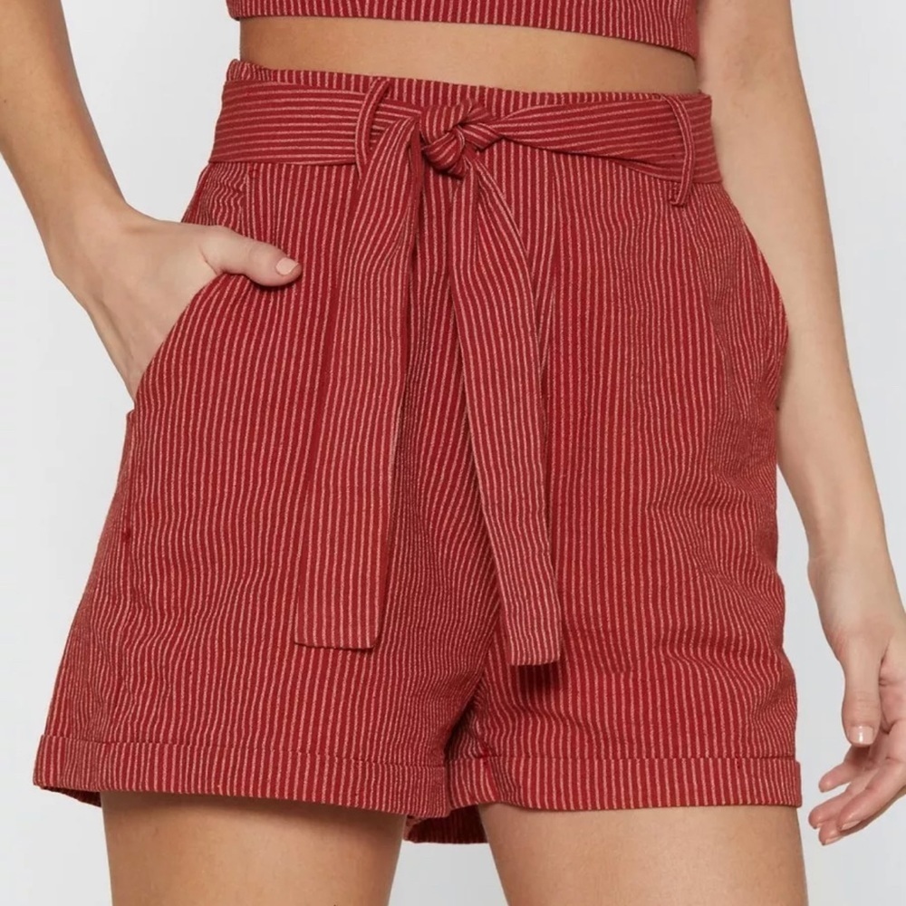 Nasty gal size 4 Line After Line Striped Linen Shorts